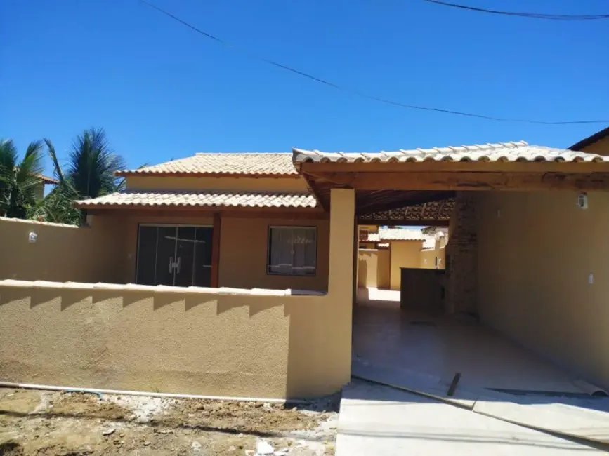 Foto 1 de Casa de Condomínio com 2 quartos à venda, 70m2 em Cabo Frio - RJ