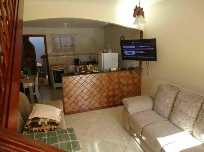 Casa de Condomínio com 2 quartos à venda, 97m2 em Cabo Frio - RJ - imagem 4 Foto 4 de Casa de Condomínio com 2 quartos à venda, 97m2 em Cabo Frio - RJ