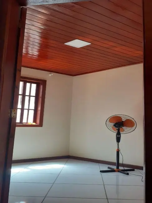 Casa de Condomínio com 2 quartos à venda, 97m2 em Cabo Frio - RJ - imagem 3 Foto 3 de Casa de Condomínio com 2 quartos à venda, 97m2 em Cabo Frio - RJ