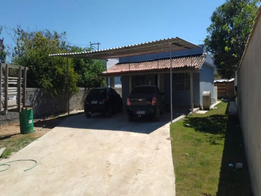 Casa com 2 quartos à venda, 460m2 em Cabo Frio - RJ - imagem 1 Foto 1 de Casa com 2 quartos à venda, 460m2 em Cabo Frio - RJ