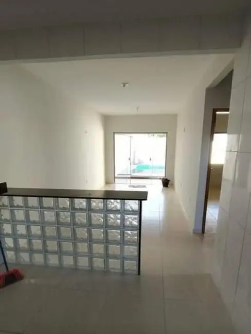 Casa de Condomínio com 2 quartos à venda, 70m2 em Cabo Frio - RJ - imagem 5 Foto 5 de Casa de Condomínio com 2 quartos à venda, 70m2 em Cabo Frio - RJ