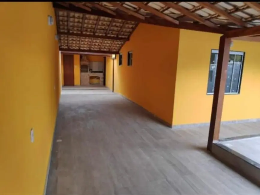 Casa de Condomínio com 2 quartos à venda, 70m2 em Cabo Frio - RJ - imagem 4 Foto 4 de Casa de Condomínio com 2 quartos à venda, 70m2 em Cabo Frio - RJ