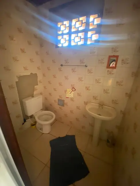 Casa com 2 quartos à venda, 60m2 em Cabo Frio - RJ - imagem 8 Foto 8 de Casa com 2 quartos à venda, 60m2 em Cabo Frio - RJ