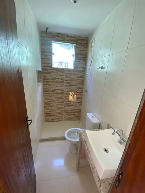 Foto 5 de Casa com 2 quartos à venda, 60m2 em Cabo Frio - RJ