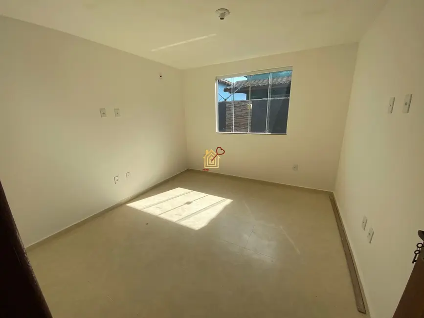 Foto 8 de Casa com 2 quartos à venda, 60m2 em Cabo Frio - RJ