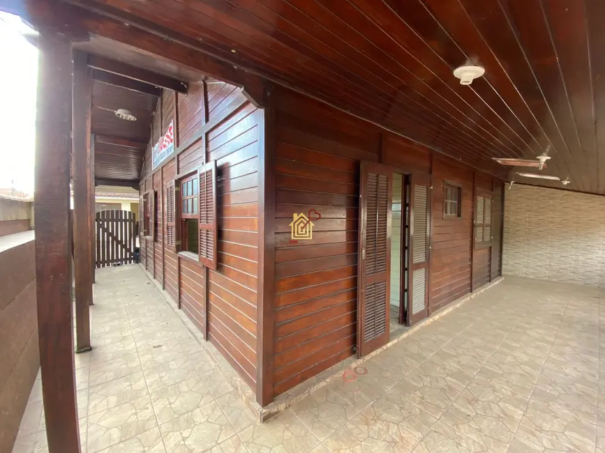 Foto 3 de Casa com 2 quartos à venda, 100m2 em Cabo Frio - RJ