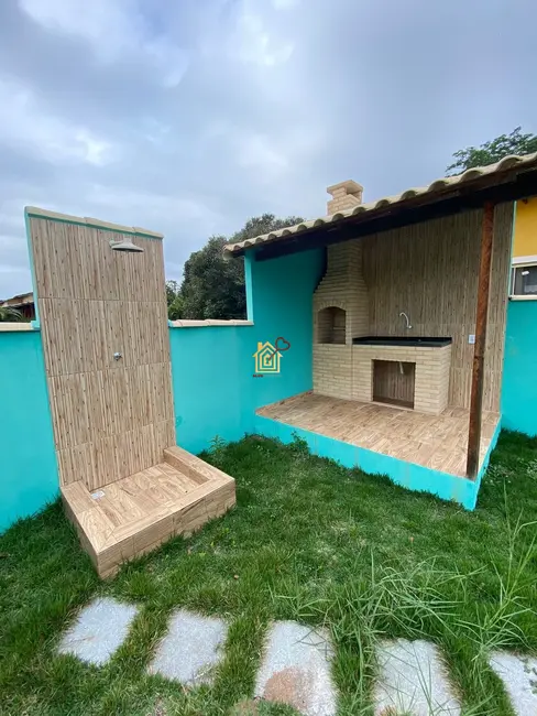 Foto 4 de Casa com 2 quartos à venda, 45m2 em Cabo Frio - RJ