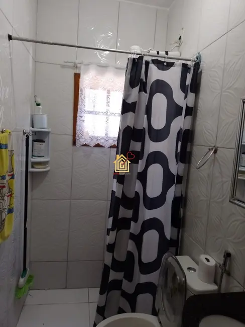 Casa de Condomínio com 1 quarto à venda, 40m2 em Cabo Frio - RJ - imagem 5 Foto 5 de Casa de Condomínio com 1 quarto à venda, 40m2 em Cabo Frio - RJ