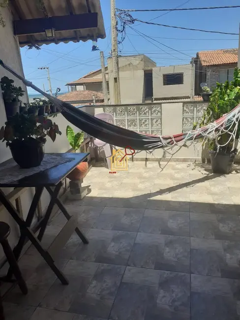 Foto 2 de Casa com 2 quartos à venda, 75m2 em Cabo Frio - RJ