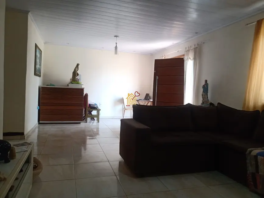 Foto 6 de Casa com 3 quartos à venda, 110m2 em Cabo Frio - RJ