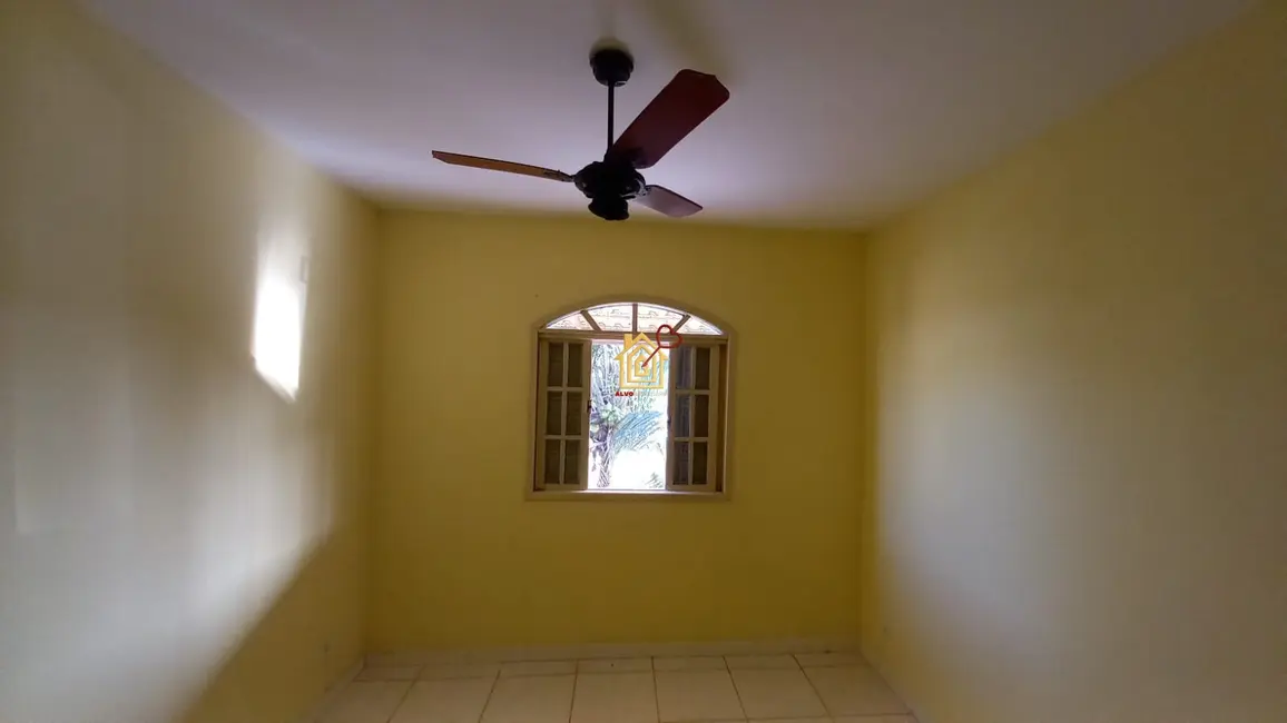 Foto 3 de Casa de Condomínio com 2 quartos à venda, 100m2 em Cabo Frio - RJ