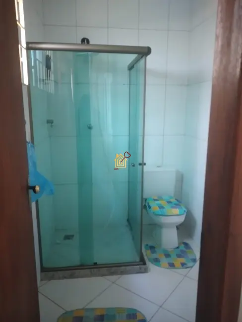 Foto 2 de Casa com 2 quartos à venda, 90m2 em Cabo Frio - RJ