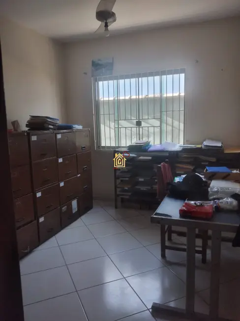 Foto 6 de Casa com 2 quartos à venda, 90m2 em Cabo Frio - RJ