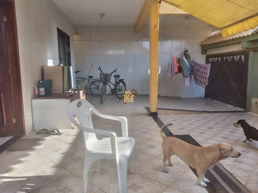 Foto 5 de Casa com 2 quartos à venda, 90m2 em Cabo Frio - RJ