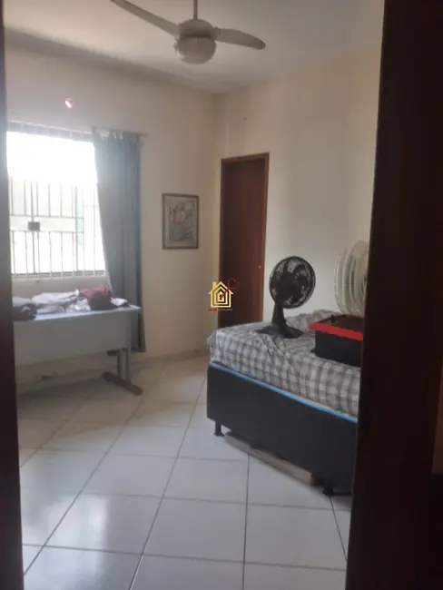 Foto 3 de Casa com 2 quartos à venda, 90m2 em Cabo Frio - RJ