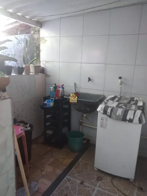 Foto 4 de Casa com 1 quarto à venda, 60m2 em Cabo Frio - RJ