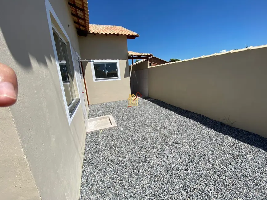 Foto 4 de Casa de Condomínio com 1 quarto à venda, 35m2 em Cabo Frio - RJ