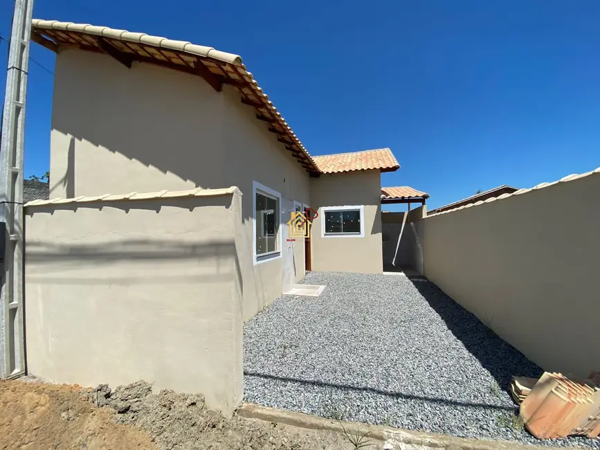 Foto 2 de Casa de Condomínio com 1 quarto à venda, 35m2 em Cabo Frio - RJ