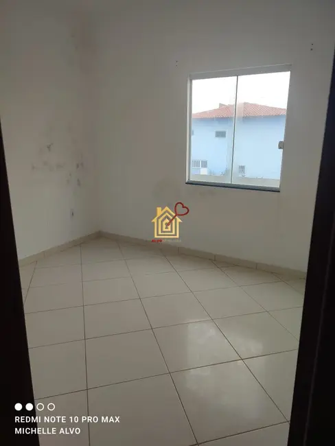 Foto 2 de Casa com 2 quartos à venda, 150m2 em Cabo Frio - RJ