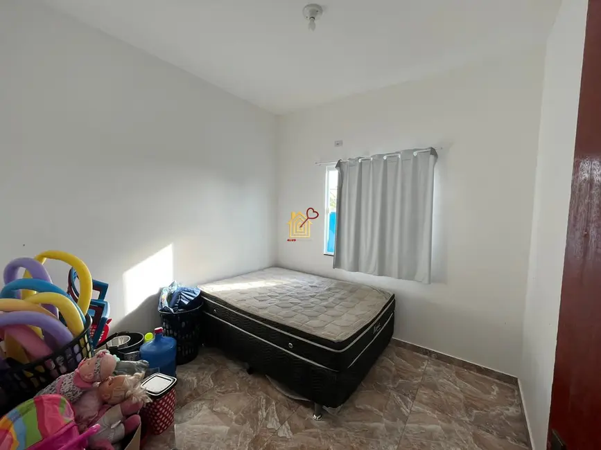 Foto 3 de Casa de Condomínio com 2 quartos à venda, 54m2 em Cabo Frio - RJ