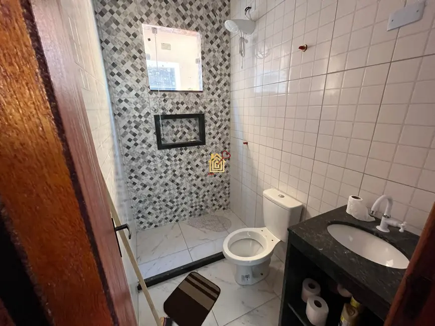 Foto 6 de Casa de Condomínio com 2 quartos à venda, 54m2 em Cabo Frio - RJ