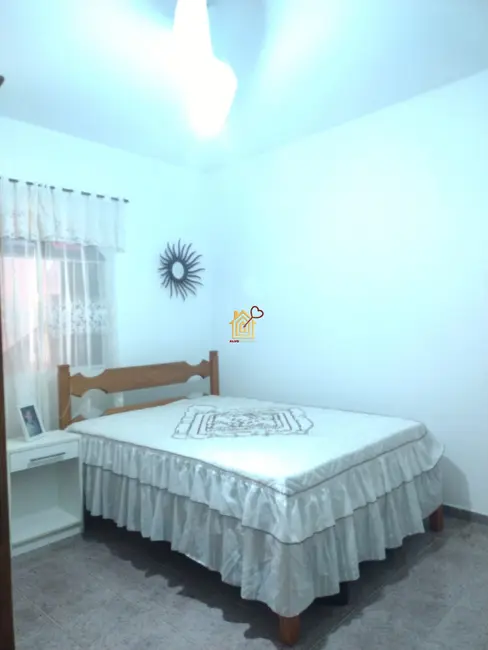 Foto 3 de Casa com 2 quartos à venda, 100m2 em Cabo Frio - RJ