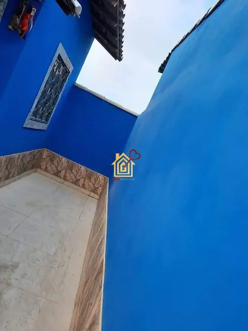 Foto 2 de Casa com 2 quartos à venda, 55m2 em Cabo Frio - RJ