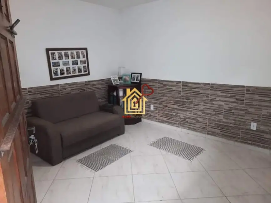 Foto 3 de Casa com 2 quartos à venda, 55m2 em Cabo Frio - RJ