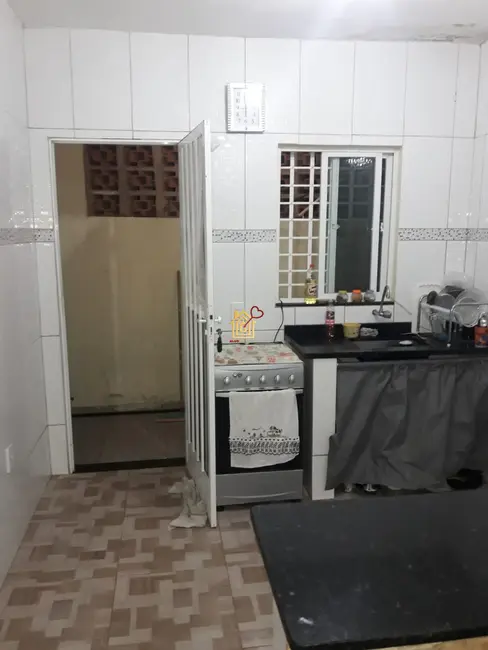 Foto 5 de Casa com 2 quartos à venda, 54m2 em Cabo Frio - RJ