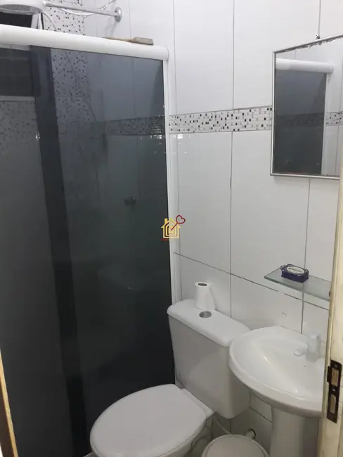 Foto 4 de Casa com 2 quartos à venda, 54m2 em Cabo Frio - RJ