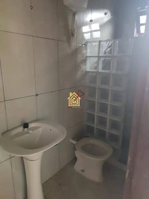 Foto 4 de Casa com 2 quartos à venda, 80m2 em Cabo Frio - RJ