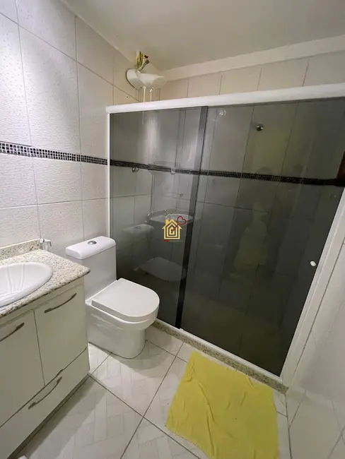 Casa com 3 quartos à venda, 280m2 em Cabo Frio - RJ - imagem 5 Foto 5 de Casa com 3 quartos à venda, 280m2 em Cabo Frio - RJ