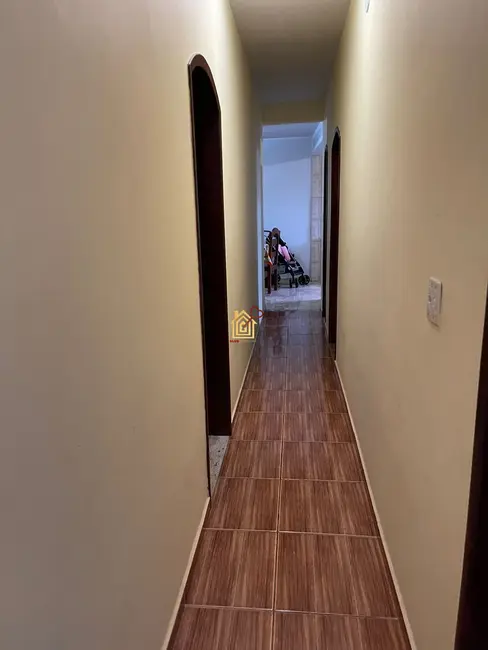 Casa com 3 quartos à venda, 280m2 em Cabo Frio - RJ - imagem 8 Foto 8 de Casa com 3 quartos à venda, 280m2 em Cabo Frio - RJ