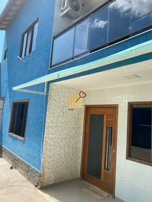 Foto 2 de Casa de Condomínio com 4 quartos à venda, 182m2 em Cabo Frio - RJ