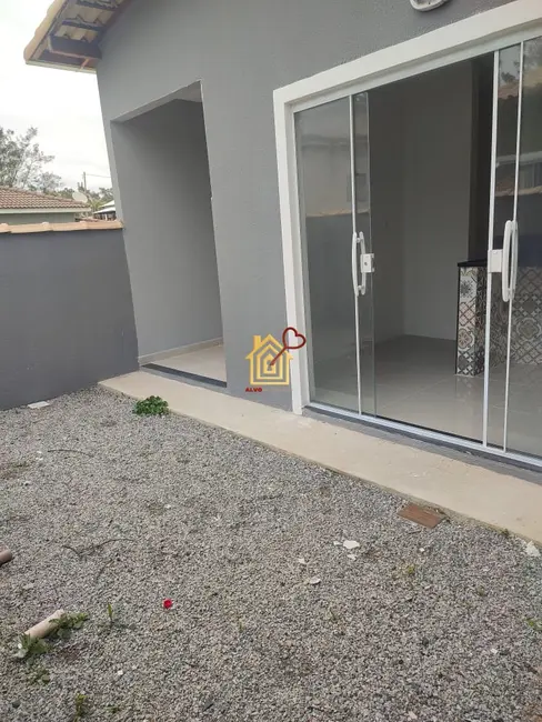 Casa com 2 quartos à venda, 65m2 em Cabo Frio - RJ - imagem 3 Foto 3 de Casa com 2 quartos à venda, 65m2 em Cabo Frio - RJ