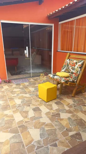 Foto 1 de Casa com 1 quarto à venda, 80m2 em Cabo Frio - RJ