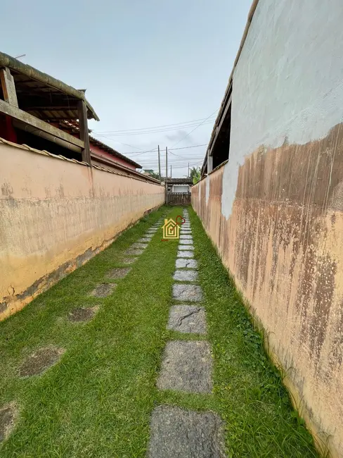 Foto 2 de Casa de Condomínio com 2 quartos à venda, 80m2 em Cabo Frio - RJ