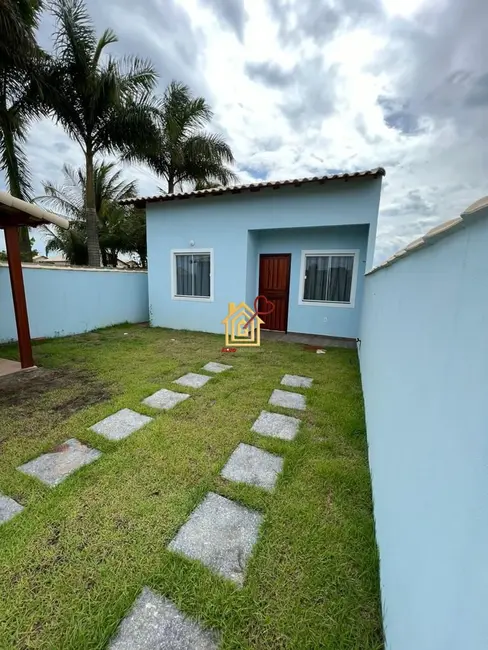 Foto 1 de Casa de Condomínio com 2 quartos à venda, 56m2 em Cabo Frio - RJ