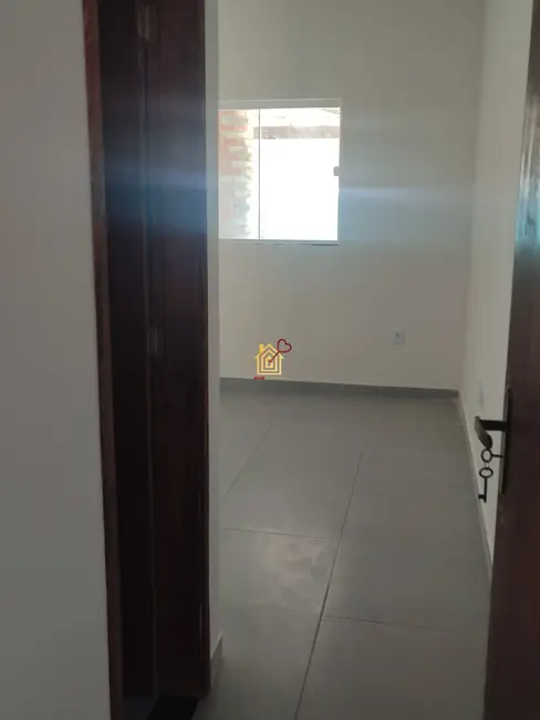 Foto 3 de Casa com 2 quartos à venda, 140m2 em Cabo Frio - RJ