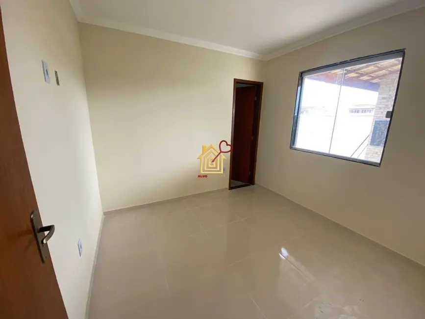 Foto 8 de Casa com 2 quartos à venda, 80m2 em Cabo Frio - RJ