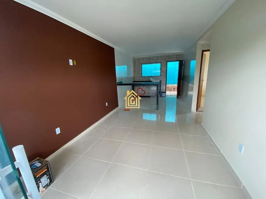 Foto 3 de Casa com 2 quartos à venda, 80m2 em Cabo Frio - RJ