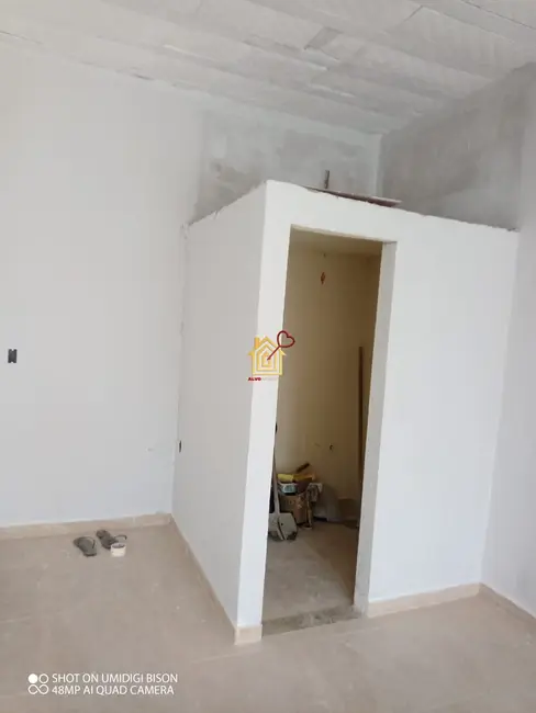 Loja à venda, 50m2 em Samburá (Tamoios), Cabo Frio - RJ - imagem 5 Foto 5 de Loja à venda, 50m2 em Samburá (Tamoios), Cabo Frio - RJ