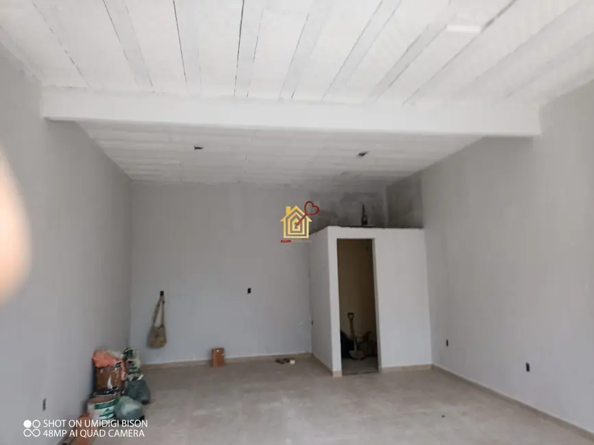 Loja à venda, 50m2 em Samburá (Tamoios), Cabo Frio - RJ - imagem 3 Foto 3 de Loja à venda, 50m2 em Samburá (Tamoios), Cabo Frio - RJ