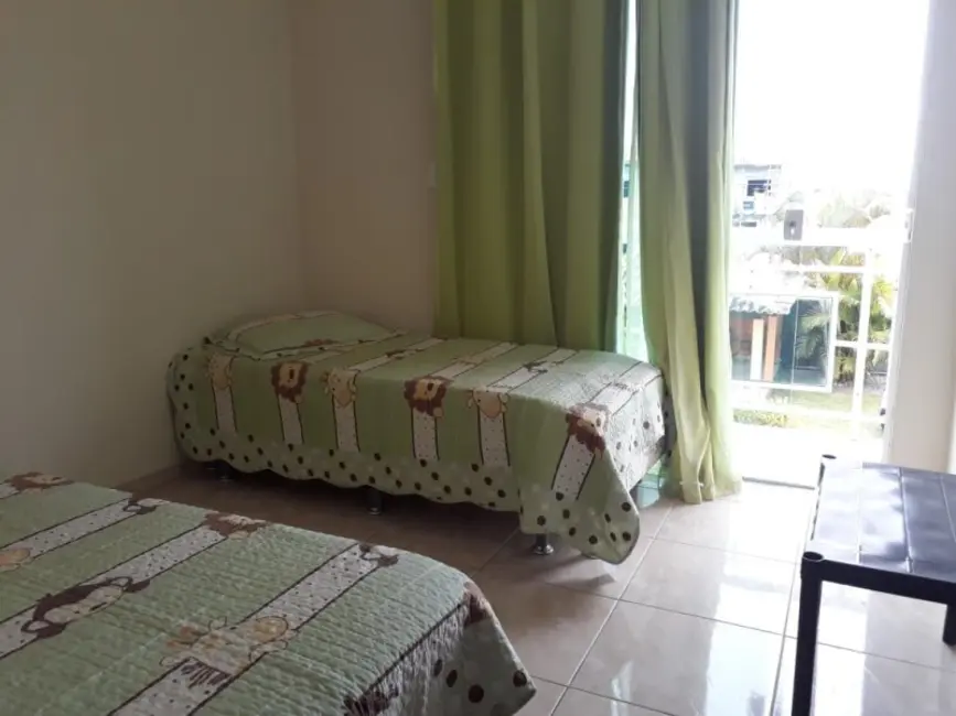 Casa de Condomínio com 3 quartos à venda, 100m2 em Cabo Frio - RJ - imagem 3 Foto 3 de Casa de Condomínio com 3 quartos à venda, 100m2 em Cabo Frio - RJ