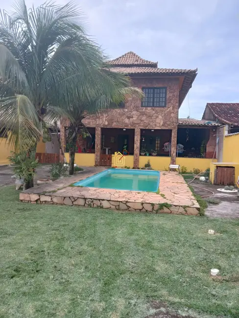 Foto 2 de Casa com 4 quartos à venda, 150m2 em Samburá (Tamoios), Cabo Frio - RJ