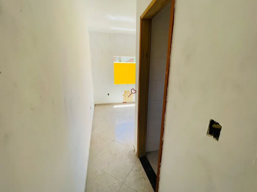 Foto 3 de Casa com 2 quartos à venda, 60m2 em Cabo Frio - RJ