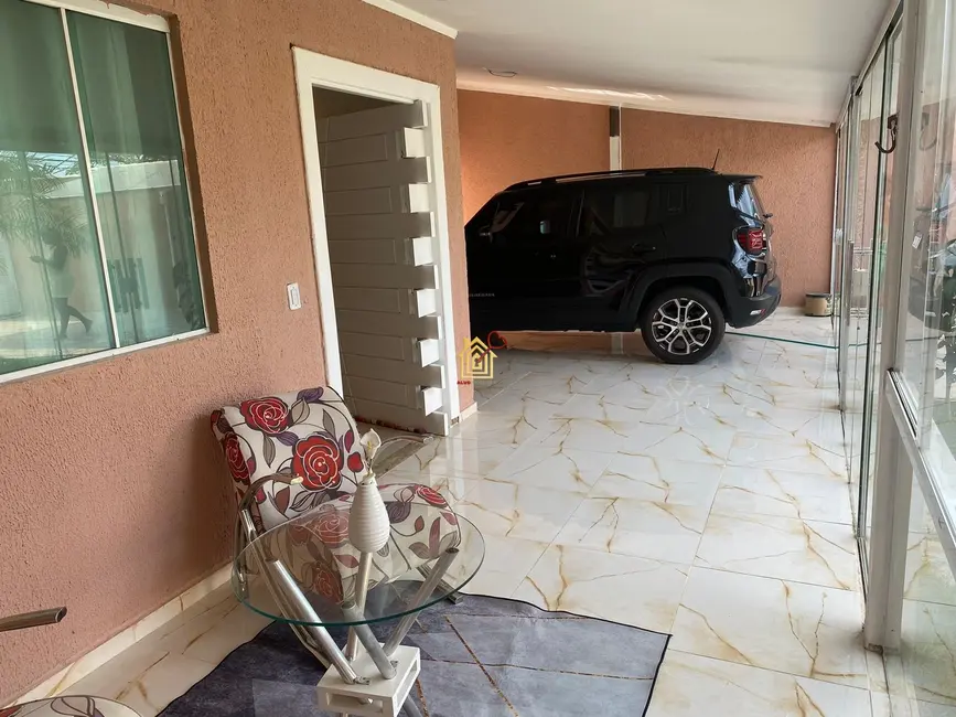 Casa de Condomínio com 3 quartos à venda, 250m2 em Cabo Frio - RJ - imagem 5 Foto 5 de Casa de Condomínio com 3 quartos à venda, 250m2 em Cabo Frio - RJ