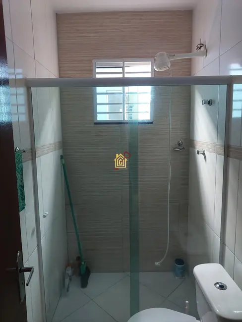 Foto 2 de Casa com 2 quartos à venda, 65m2 em Cabo Frio - RJ