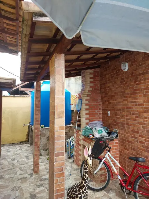 Foto 8 de Casa com 2 quartos à venda, 65m2 em Cabo Frio - RJ