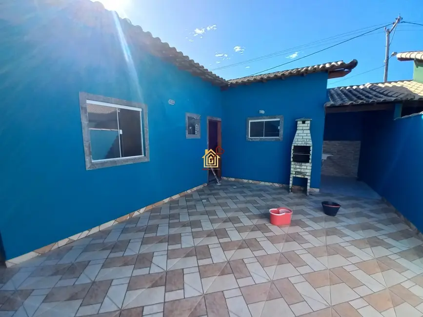 Foto 1 de Casa com 1 quarto à venda, 45m2 em Cabo Frio - RJ